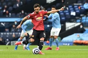 天空体育：胜利尝试引进曼联队长B费未果，球员此前曾拒绝新月