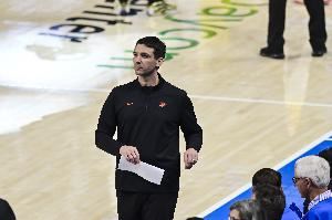 戴格诺特:球队的防守越来越好 持续专注最终打出了一波流攻势