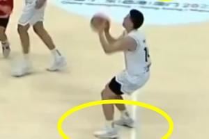 太猛啦!李弘权三分12中10集锦来了!包含一记超远半场压哨三分